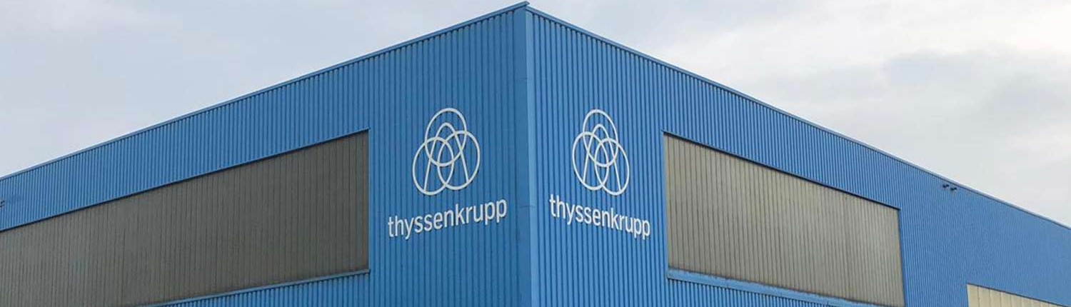 reclame-uiting-aan-de-buitengevel-Thyssenkrupp-Veghel